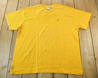 Vintage 2000s Nike Embroidered Swoosh Graphic T-Shirt / Graphic / Y2K Mini Logo Athletic / Streetwear / Retro Style / Men's 2XL