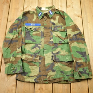 Vintage 2001 US Military Woodland Camo Button Up Shirt / Todd / Militaria / Vintage Army / USMC / Camouflaged Shirt