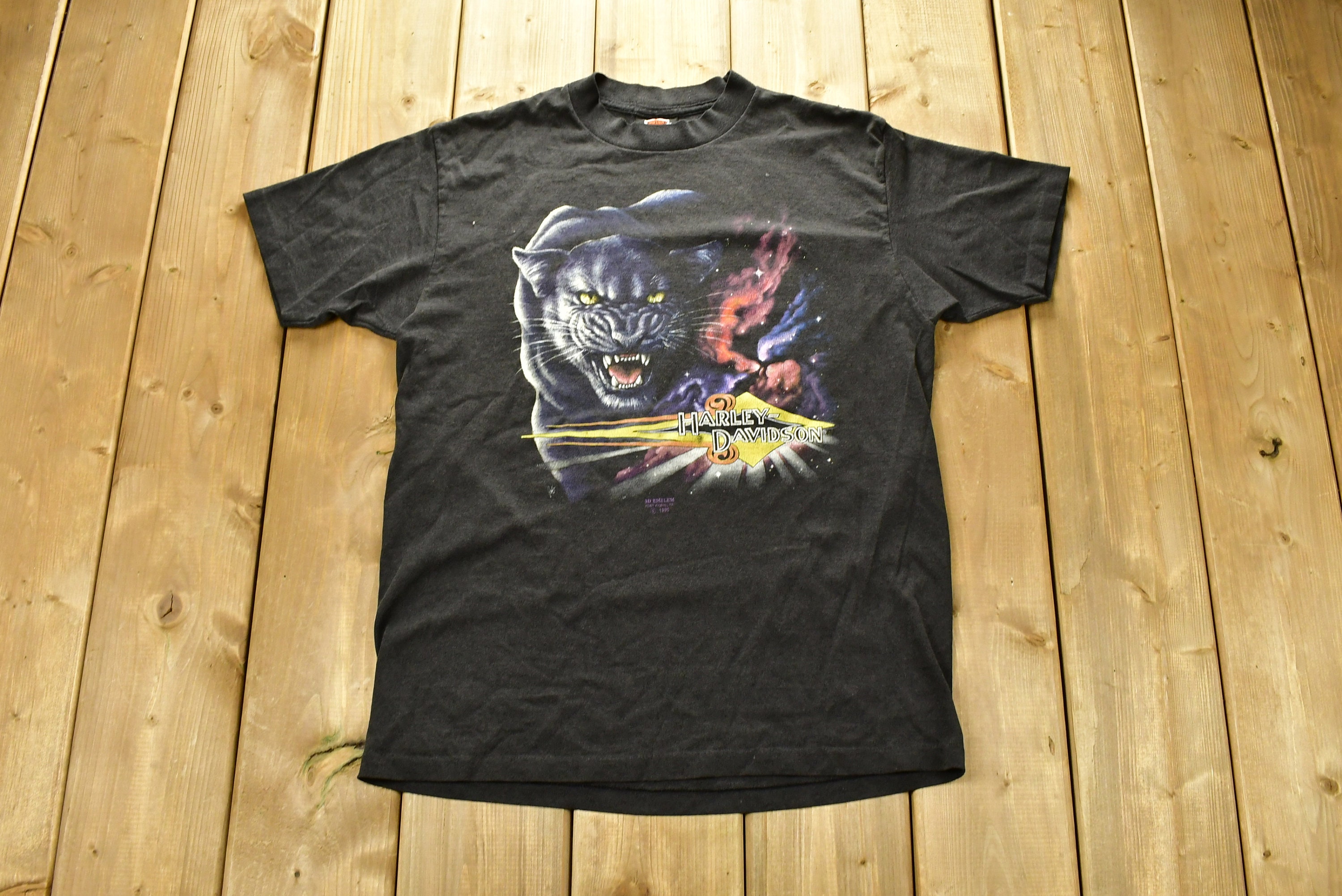 3d emblemハーレーt HarleydavidsonTシャツ 1990 Vintage 1990 Harley Davidson Motorcycles 3D Emblem Fort