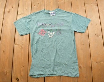 Vintage 90's Birds and Flowers Cute Animal Themed T-Shirt / Nature / Cute Animals / Made In USA / Streetwear /