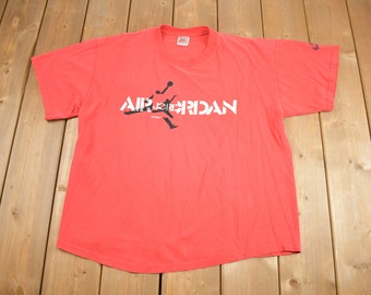 Vintage 1990s Nike Air Jordan Grey Tag T-Shirt / 90s / Streetwear / Made In USA / Single Stitch / 90s Nike / Vintage Michael Jordan