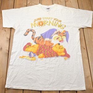 1990年代のヴィンテージ くまのプーさん ティガー 漫画 パジャマ Tシャツ / 90年代 グラフィック Tシャツ / スリープウェア / 漫画家 / アメリカン ストリートウェア / ラウンジシャツ