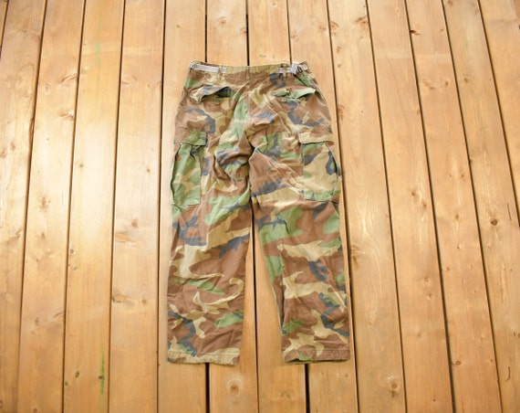 Vintage 1990s US Army Camouflage Cargo Pants Size… - image 2