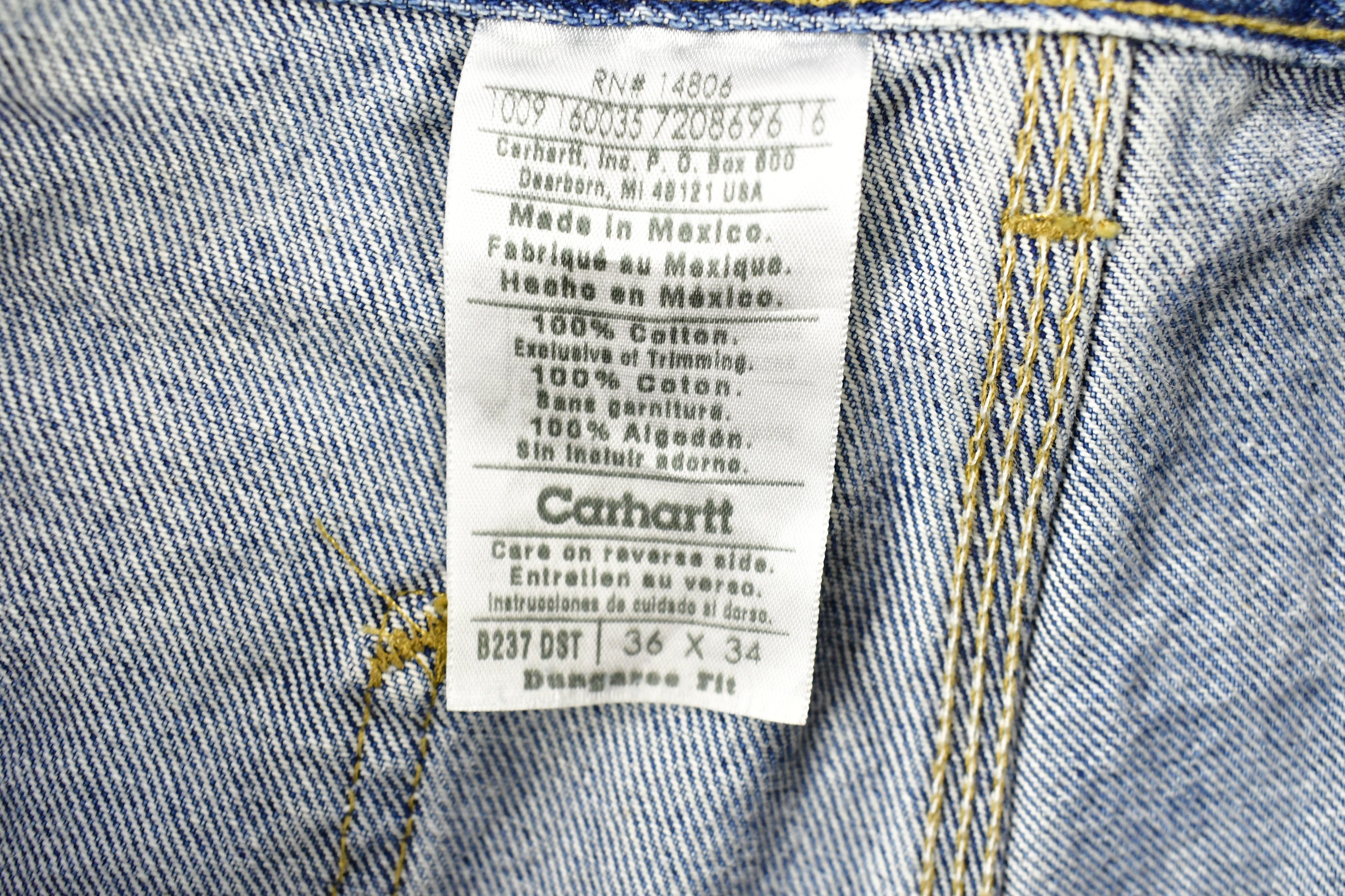 Vintage 1990s Carhartt Denim Work Jeans Size 36 X 34 / 90s Carpenter Pants  / Dungaree Fit / Distressed Carhartt / Vintage Workwear 