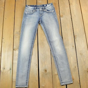 Vintage Y2K Miss Me Skinny Low Rise Jeans Size 26x31 / Skinny Jeans / Y2K Style / Embroidered Jeans / 2000s / Contrast Stitching