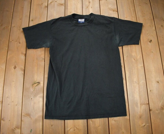 UMBRO 90s T-Shirt Black | Medium – GPS Vintage