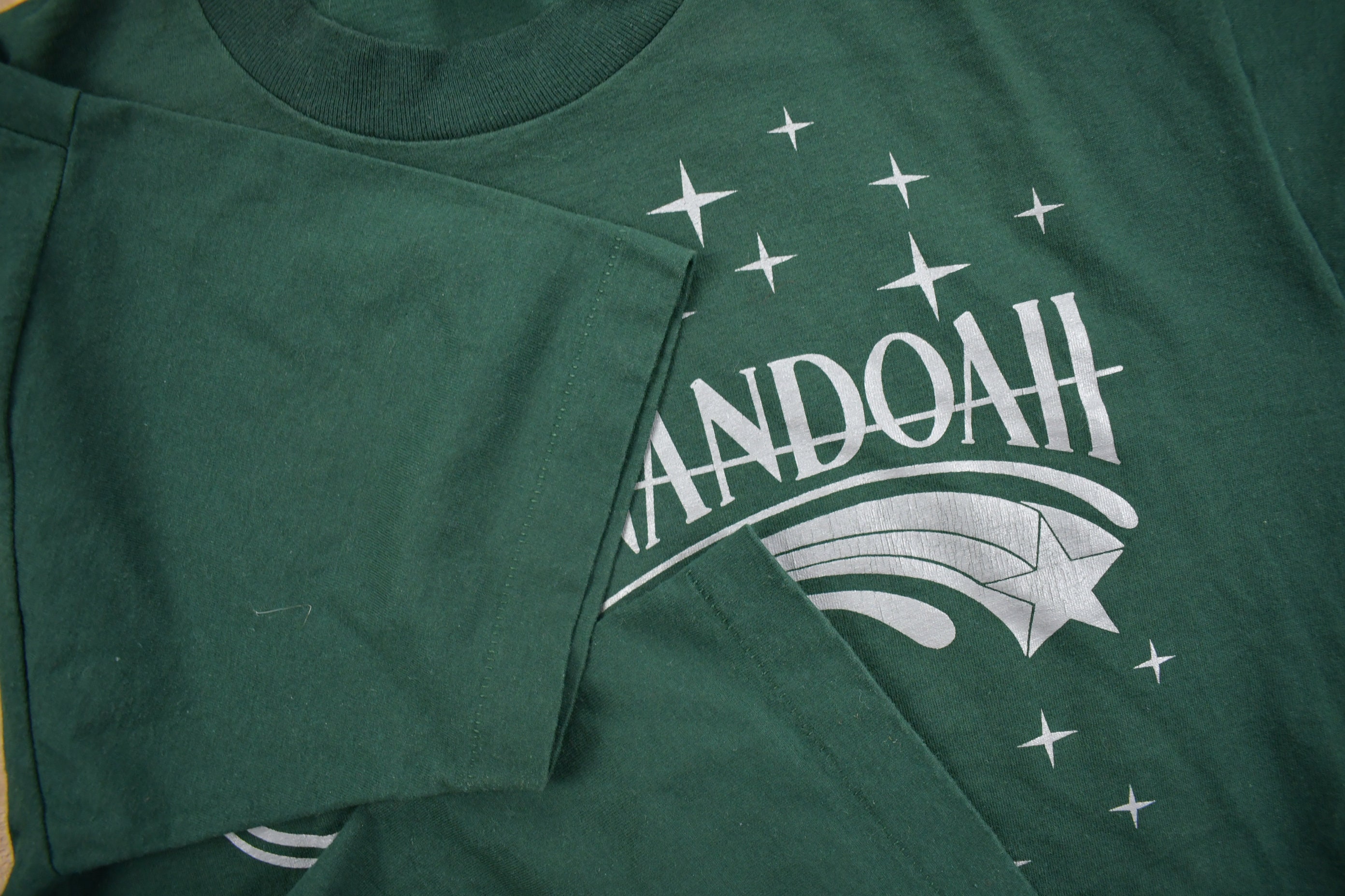 Vintage 1990s Shenandoah Band T-shirt / Band Tee / Single