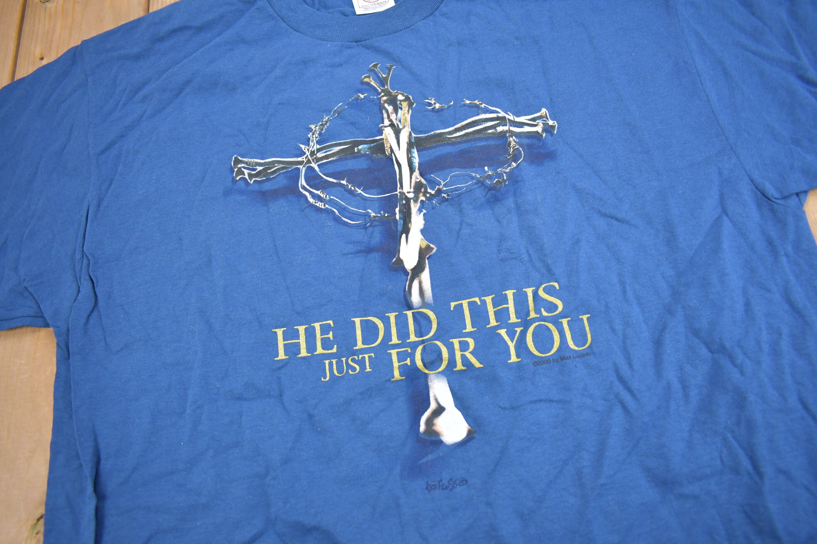 Vintage 2000 Jesus Christ Graphic T Shirt / Bible Verse Graphic 