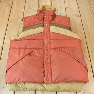 Vintage 1980s Beige & Red Reversible Swan Productions Puffer Vest / Vintage Bubble Vest / Size L / Down Fill