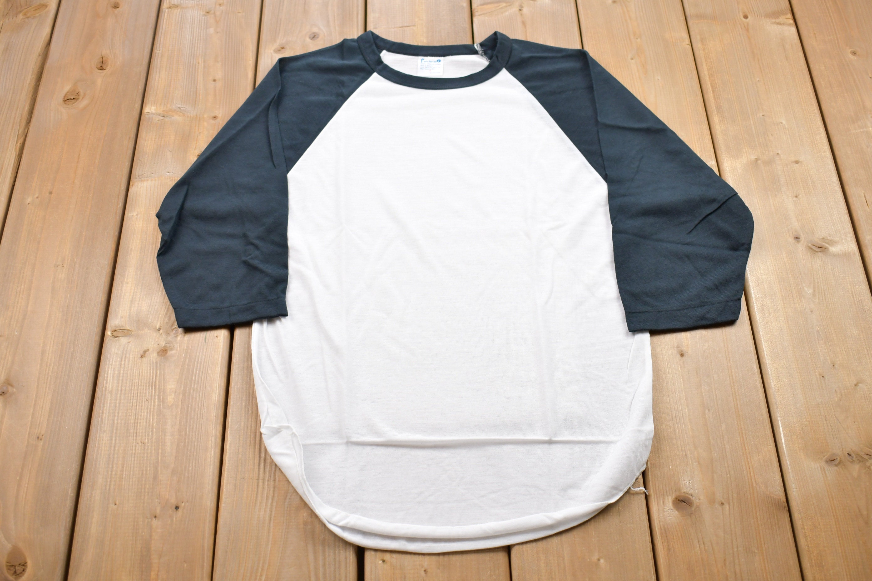 Vintage Raglan Shirt - Etsy Canada