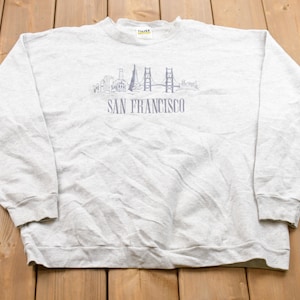 Vintage 1990s San Francisco Embroidered Crewneck Sweatshirt / 90s Crewneck / Souvenir / Athleisure / Made In USA / Travel And Tourism