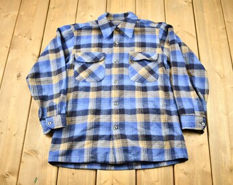 Vintage 1970s Pendleton Plaid Button Up Board Shirt / 100% Virgin Wool / Loop Button / Outdoor / True Vintage / Made In USA / Blue Flannel