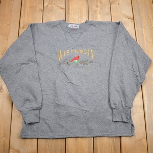 Vintage 1990s Spalding Wisconsin Sweatshirt / 90s Crewneck / Made In USA / Essential / Streetwear / Embroidered