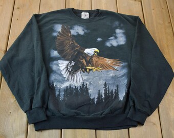 Vintage 1990s Soaring Bald Eagle Crewneck / Souvenir / Vintage Sweatshirt / Outdoorsman / Wilderness Sweatshirt