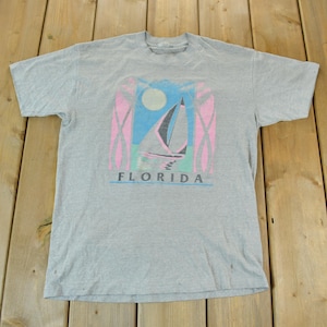Vintage 1980s Florida Sailboat Graphic Souvenir Travel T-Shirt Made In USA / Single Stitch / Grey Tee / Florida