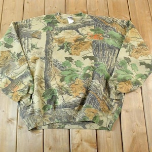 Vintage 1990s Jerzees Outdoor Realtree Camo Crewneck Sweatshirt / 90s Crewneck / Streetwear /
