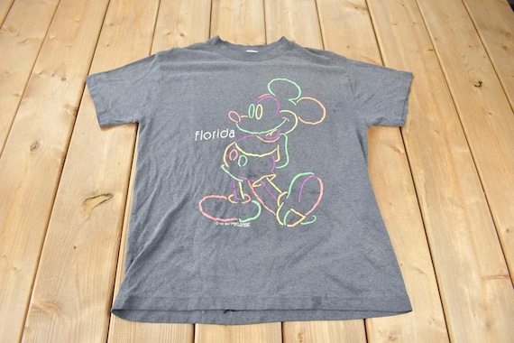 Vintage 1970s Disney Mickey Mouse Florida Graphic T-shirt Vintage 1970s Disney Mickey Mouse Florida Graphic T-shirt