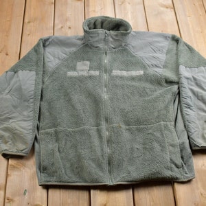 Vintage 1990s Cold Weather Fleece Zip Up Sweater / Outdoorsman / 90s Sweater / Streetwear / Hiking / Fleece Zip up / Military Fleece