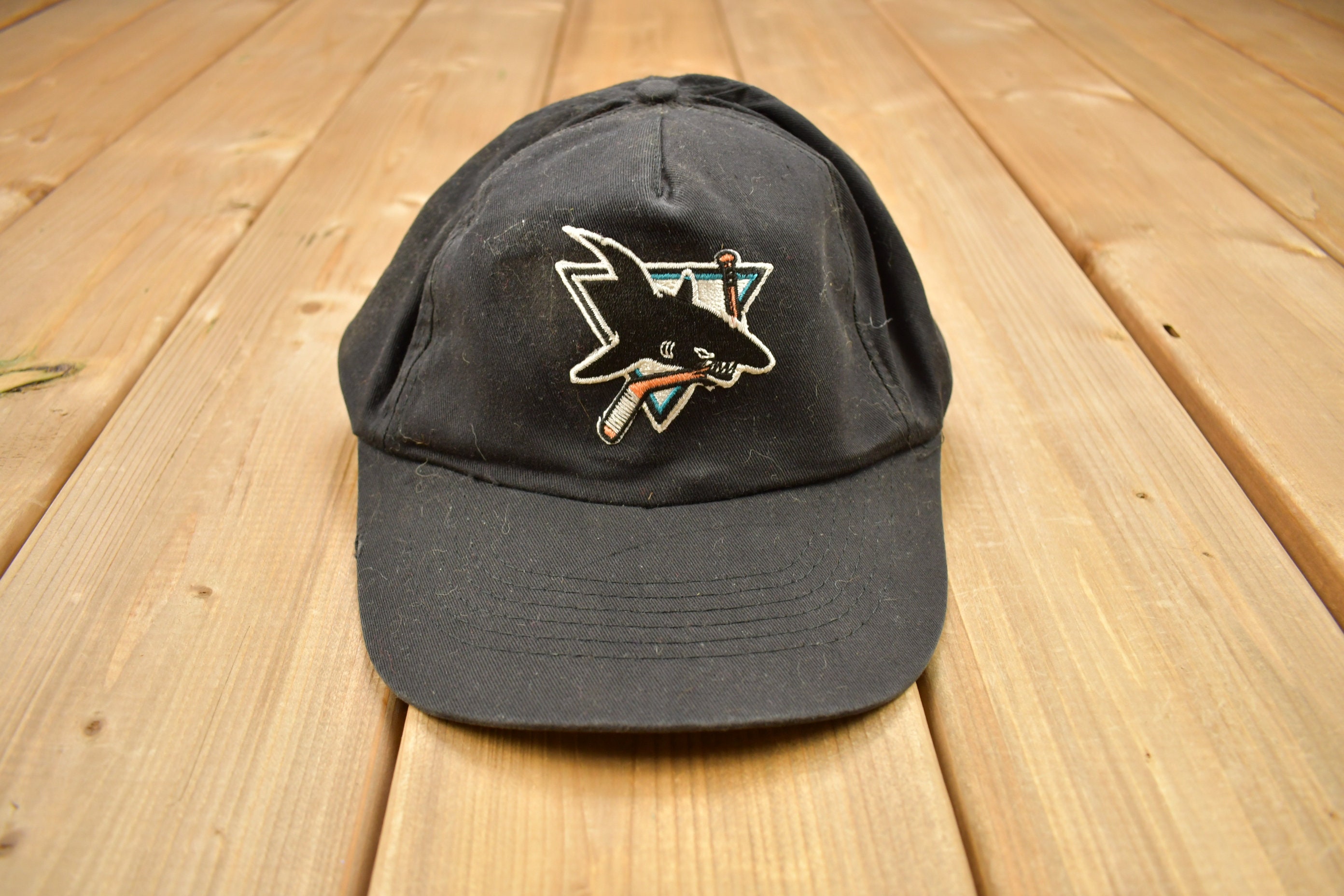 Vintage 90's San Jose Sharks NHL Ice Hockey Front Row Snapback Hat –  CobbleStore Vintage