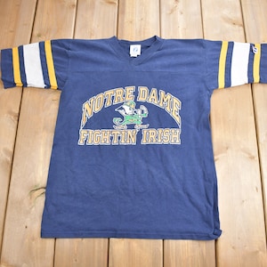 Vintage 1990s University Of Notre Dame Fighting Irish Collegiate Women&#39;s T-Shirt / NCAA Tee / Americana / Sportswear / Logo 7 / Made In USA