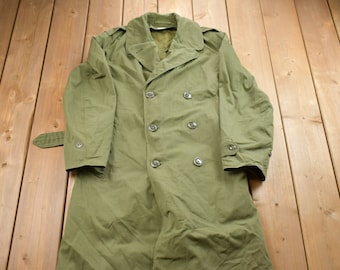 Vintage 1960s Military Parka Overcoat / Button Up Jacket /  Army Green / Vintage Army / Army Jacket / Military Full Length Parka