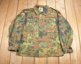 Vintage 1980s  Military Camouflaged Jacket / Vintage Army / Streetwear Fashion / Army Jacket / 80s Camo / Militaria