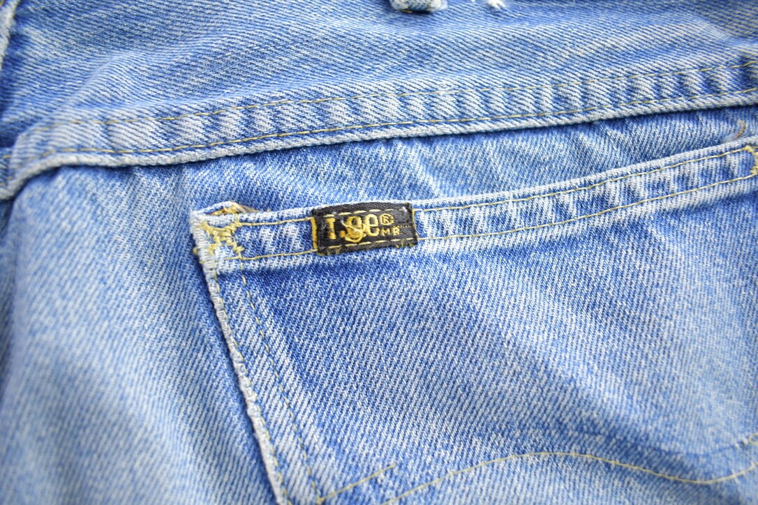 Vintage 1980s Distressed Lee Denim Jeans Made in USA Size Vintage 1980s Distressed Lee Denim Jeans Made in USA Size