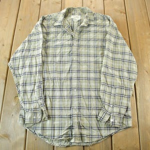 Vintage 1990s Eddie Bauer Button Up Shirt / 1990s Plaid Button Up / Vintage Flannel / Outdoors / Mens Medium