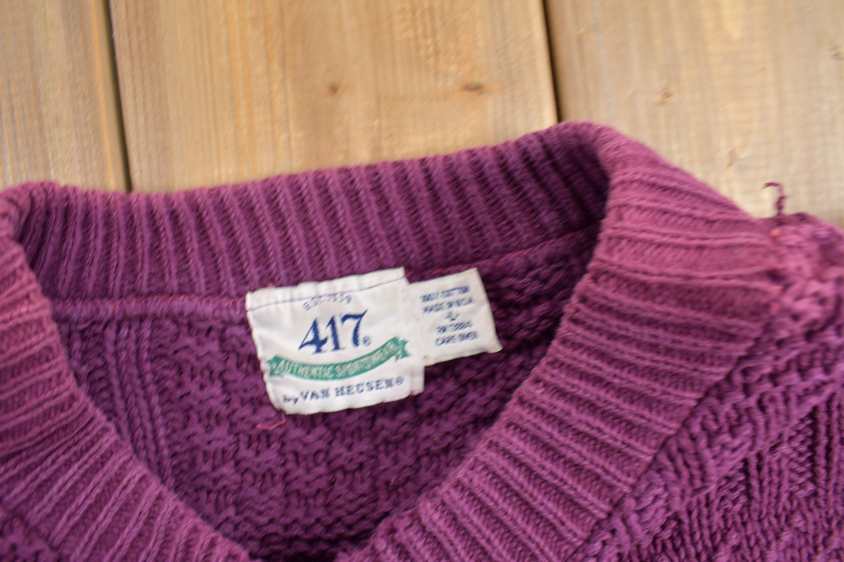 Vintage 1990s Van Heusen 417 Cable Knit Crewneck Sweater / Vintage 