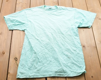 Vintage 1990s Fruit of the Loom Blank T-Shirt / Streetwear / Retro Style / Single Stitch / Made In USA / 90s Graphic Tee