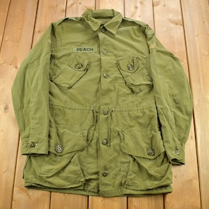 Vintage 1980s Canadian Army Military Field Jacket / Button Up Jacket / US Army Green / Vintage Army / Streetwear Fashion / Army Jacket