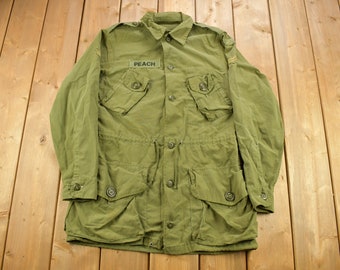 Vintage 1980s Canadian Army Military Field Jacket / Button up