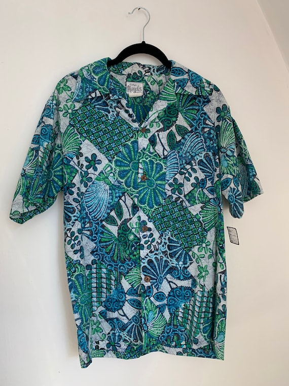 Vintage Hawaiian Shirt / 60s Hawaii / Blue Hawaii