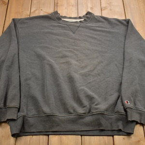 Vintage 1990s Champion Sweatshirt / Vintage Champion / Vintage Pullover / Streetwear / Athleisure Sportswear