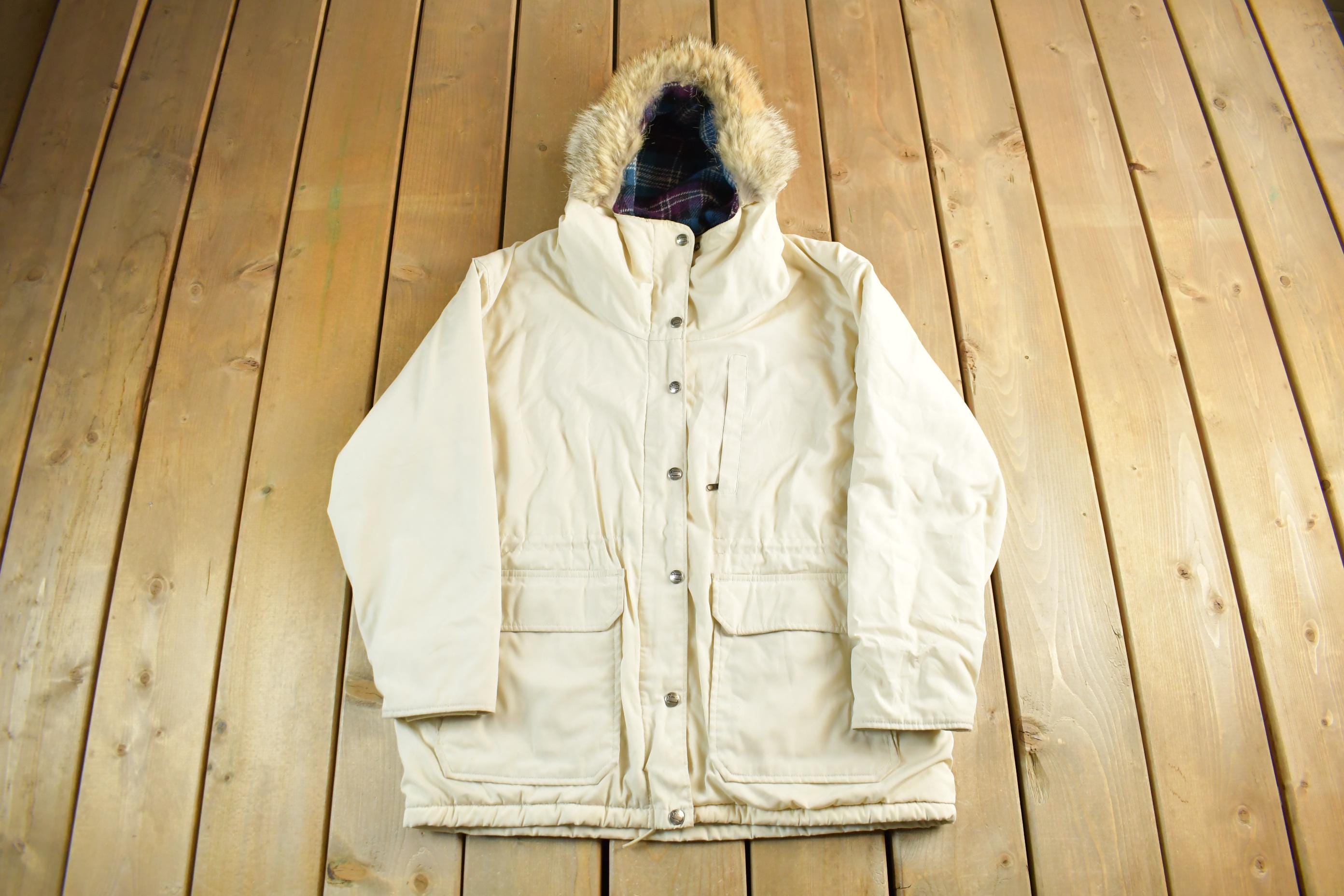 Vintage 1980s Woolrich Wool Jacket Womens Medium / Fur Hood
