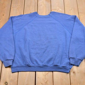 Vintage 1980s Blank Raglan Crewneck Sweatshirt / 80s Raglan Crewneck / Blank Vintage Essentials / Athleisure / Streetwear /