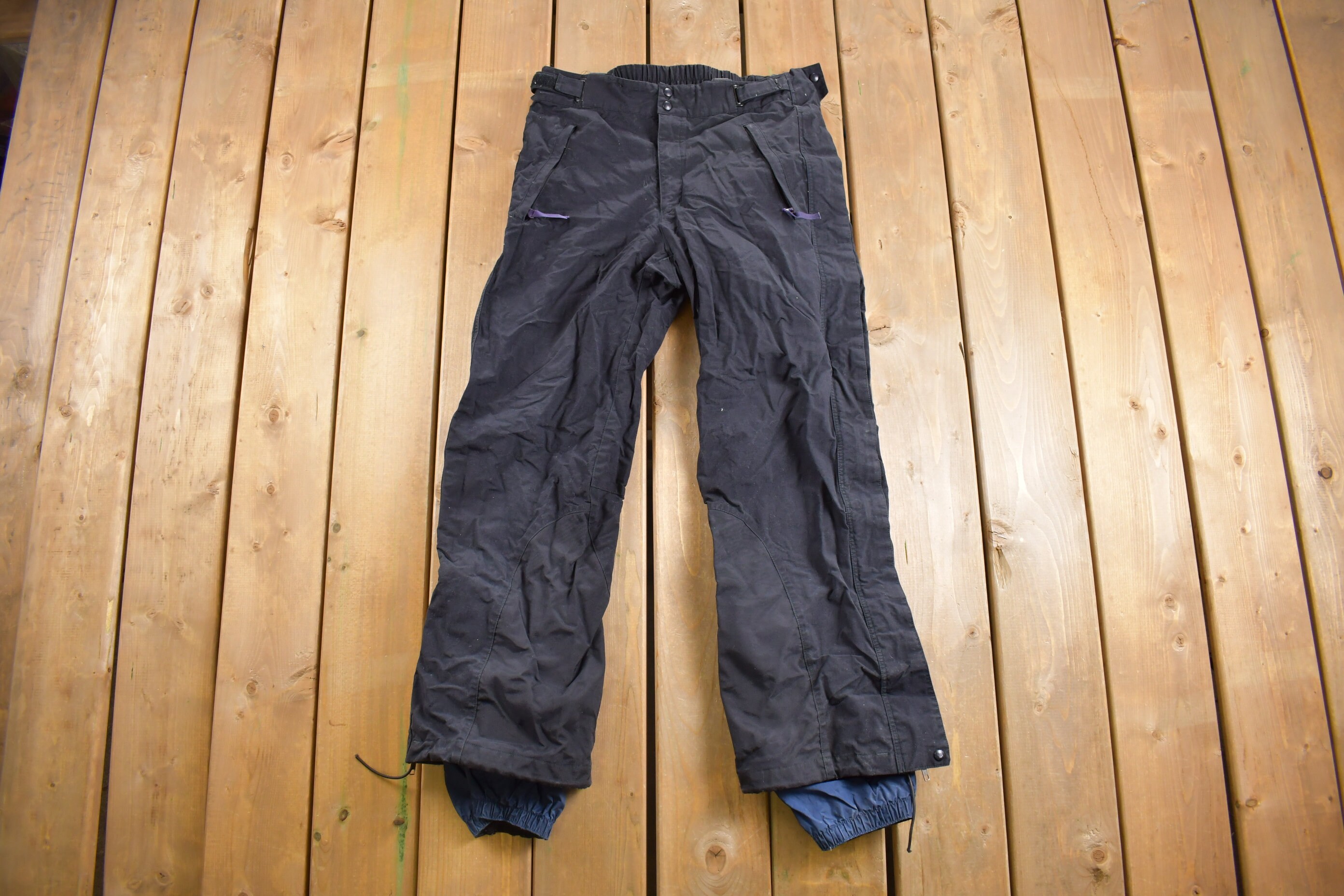 Vintage 1990s Patagonia Black Snow Pants Size 30 X 26.5 / American 
