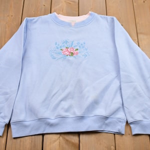 Vintage 1990s Floral Crewneck Sweatshirt / 90s Crewneck / Souvenir / Athleisure / Streetwear / Shenanigans