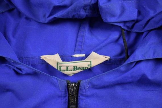 Vintage 1990s LL Bean Windbreaker Jacket / Team Logo / Athletic Spring Summer Sportswear / Streetwear / Athleisure / LL Bean Jacket View 3
