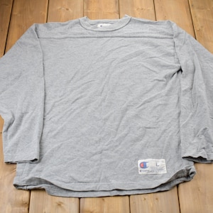 Vintage 1990s Champion Long Sleeve T-Shirt / 90s Crewneck / Souvenir / Athleisure / Streetwear / 90s Champion / Vintage Champion Long Sleeve