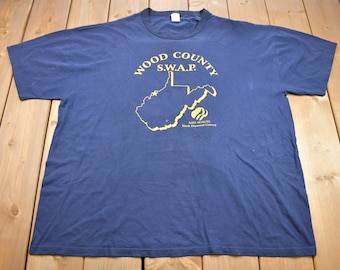Vintage 1990s Girl Scouts Wood County Graphic T Shirt / Russell Athletics / Vintage T Shirt / Streetwear / Wisconsin