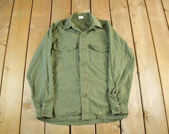 Vintage 1960s  OG-107 Military Sateen Shirt Men's Medium /  Marine Corps / Vietnam Era / Combat Shirt / 60s Militaria