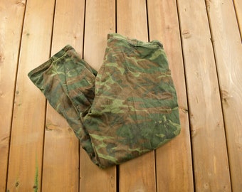 Vintage 1970s Woodland Camouflage Hunting Pants Size 38 x 27 / Streetwear / Camo Pants / Outdoorsman
