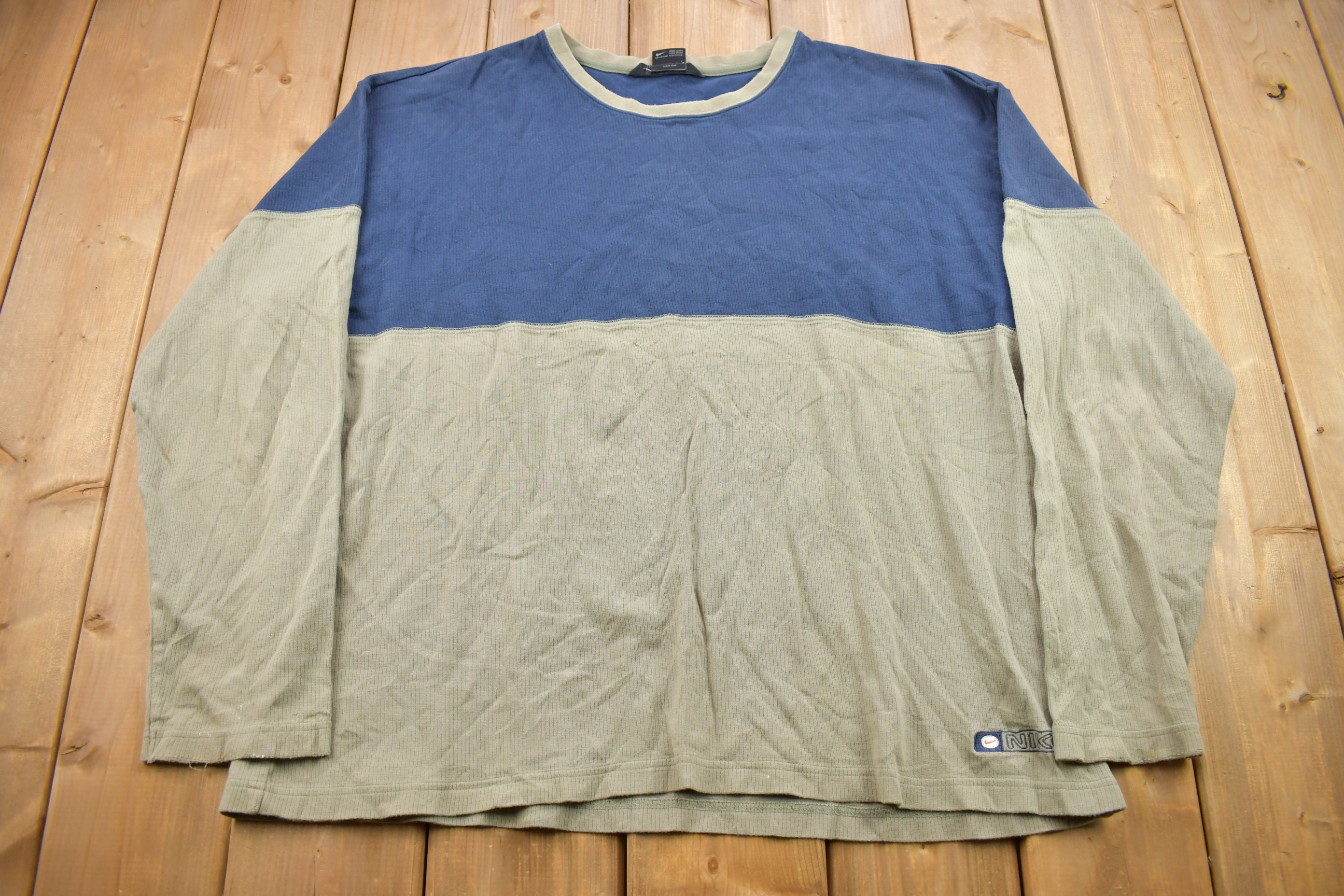 Vintage 1990s Nike Embroidered Swoosh Crewneck Sweatshirt / - Etsy
