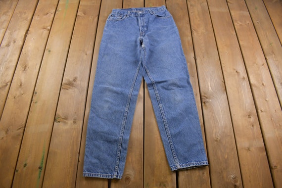Vintage 1990s Levi's 550 Red Tab Jeans Size 26 x … - image 2