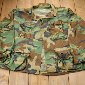 Vintage 2001 US Army Military Jacket / Button Up Jacket / US Army Green / Vintage Army / Streetwear Fashion / Army Jacket