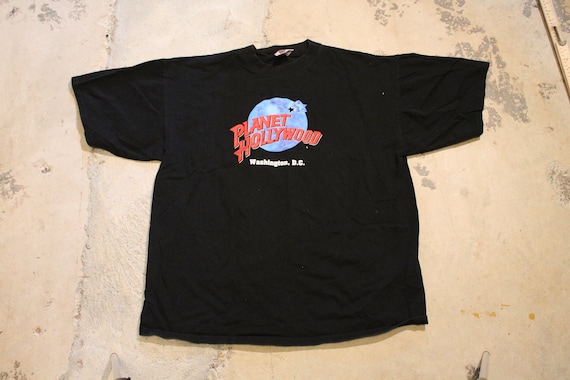 Vintage T-Shirt / Planet Hollywood Logo Graphic /