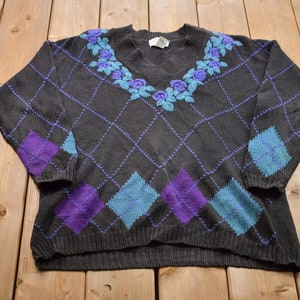 Vintage 1990s Knitted Argyle Floral Crewneck Sweater / Vintage 90s Crewneck / All Over Pattern / Colorful / Sweatshirt / Abstract Pattern
