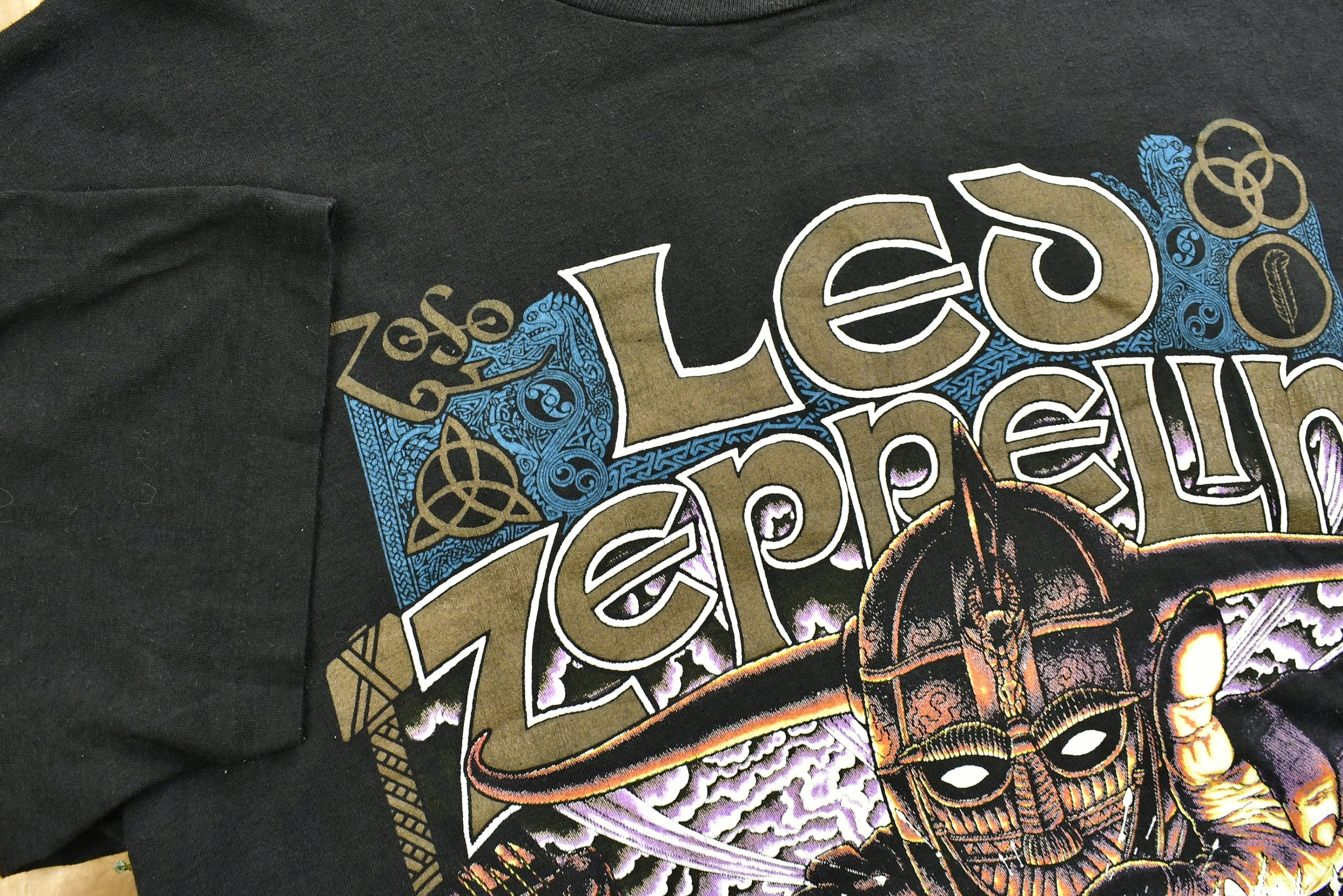 Vintage 1990 Led Zeppelin Hammer of the Gods Band T-shirt / Band 