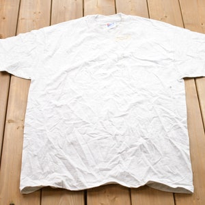 Koszulka z grafiką Paramount z lat 90. / Grafika / Lata 80. / Lata 90. / Streetwear / Styl retro / Pojedynczy ścieg / Wyprodukowano w USA